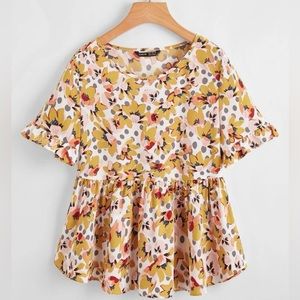 SHEIN LUNE Ruffle Cuff Allover Floral Peplum Top